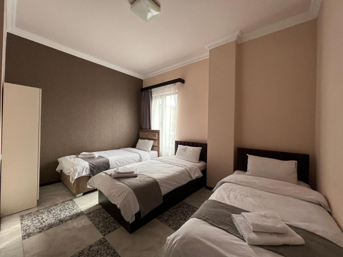 Rp Hotel Jerevan Exteriör bild